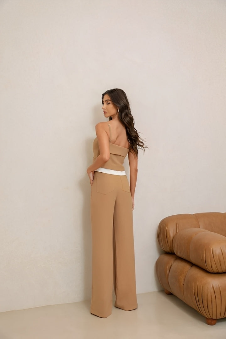 Conjunto de Moda Larissa Mujer – Estilo Elegante y Moderno